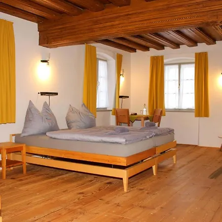 Ferienhaus Das Schwarze Haus In Nyaraló