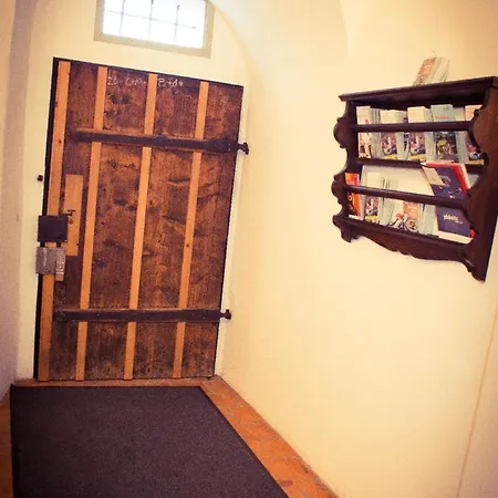 Ferienhaus Das Schwarze Haus In Nyaraló *